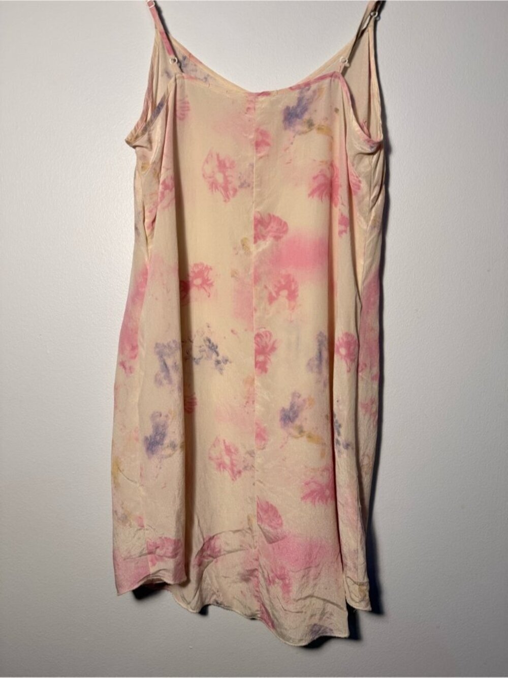 Aritzia Silk Slip Dress with Pink & Lavender Floral size XS - Picture 8 of 8